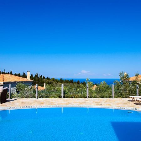 Key Villas Tsoukaladhes Exterior photo