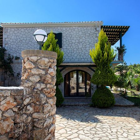 Key Villas Tsoukaladhes Exterior photo