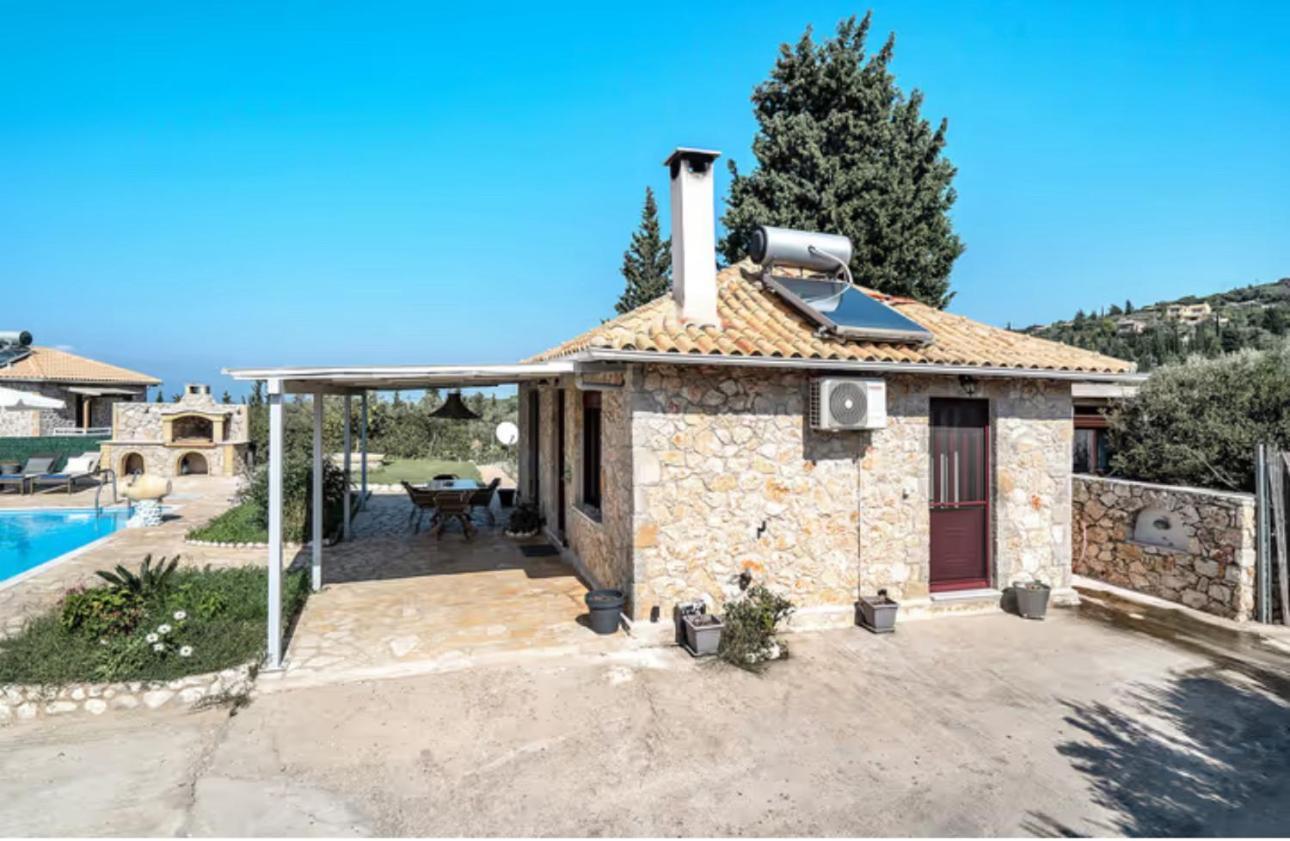 Key Villas Tsoukaladhes Exterior photo